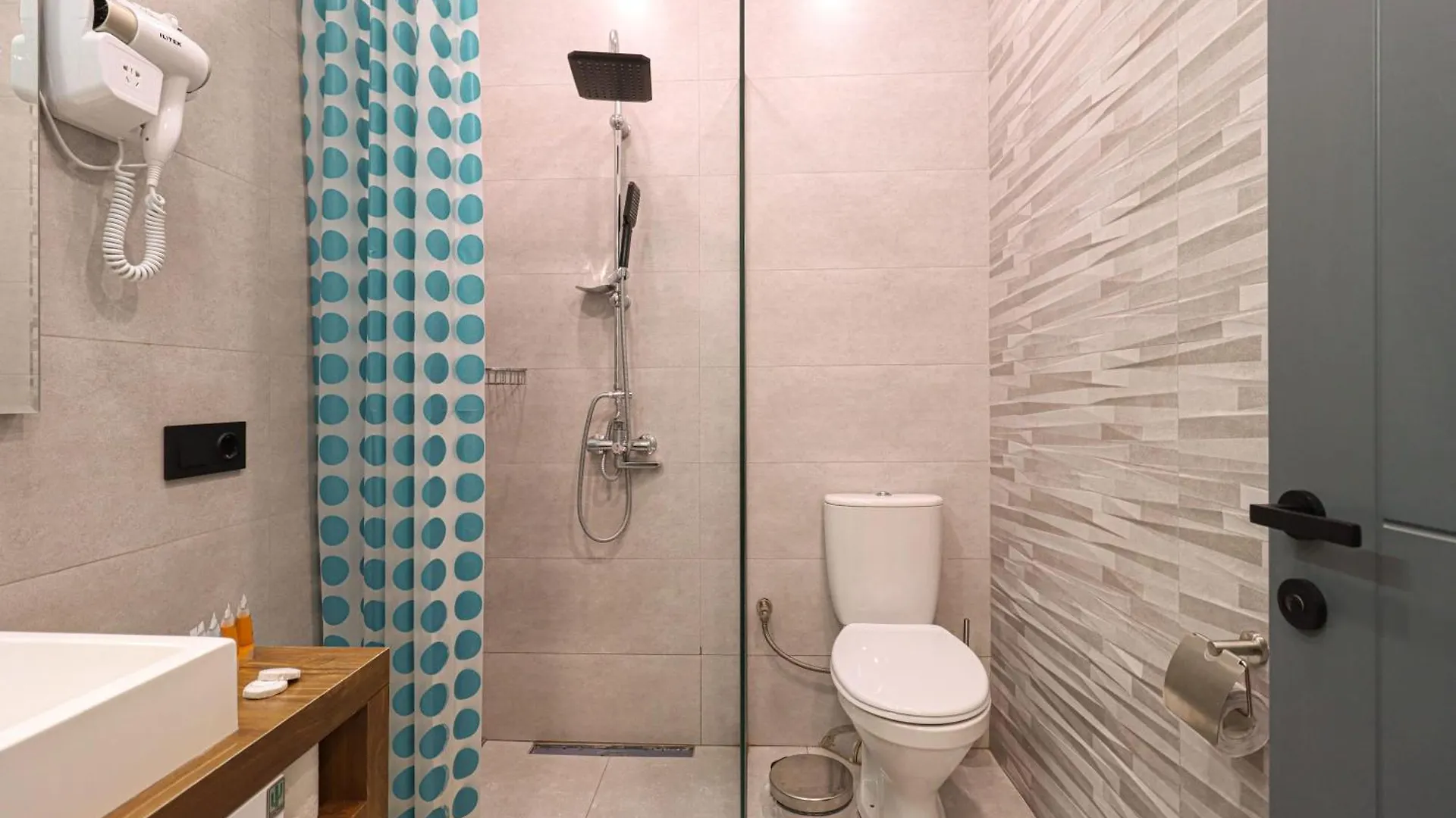 טביליסי Super Stylish Apartment W Stunning Views 0*,